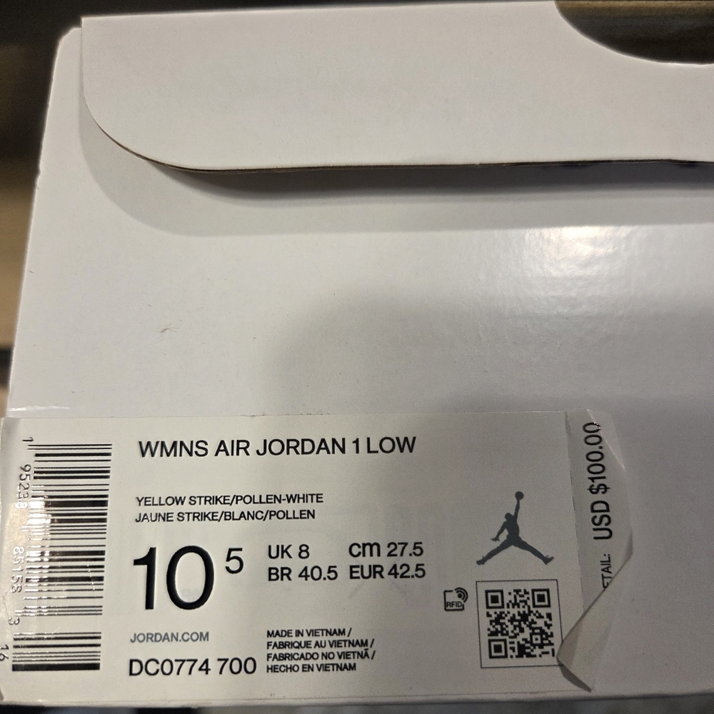 Nike Air Jordan 1 Low Yellow Strike White Pollen Wmns US Size 10.5 Mens US Sz 9 - Picture 7 of 8